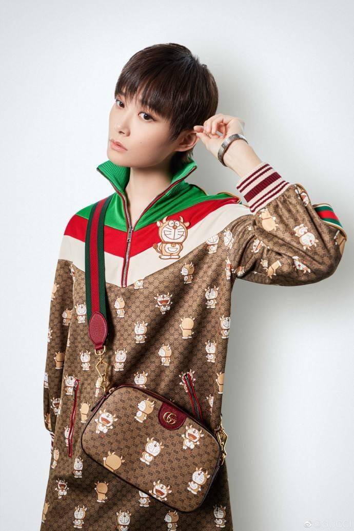 Gucci X 哆啦A梦(图片来源:Gucci微博)