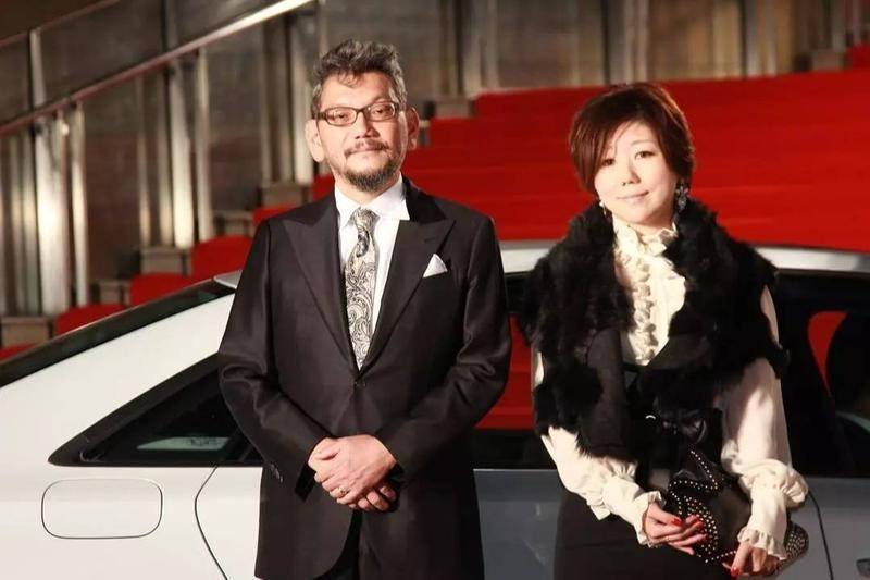 庵野秀明与妻子安野梦洋子