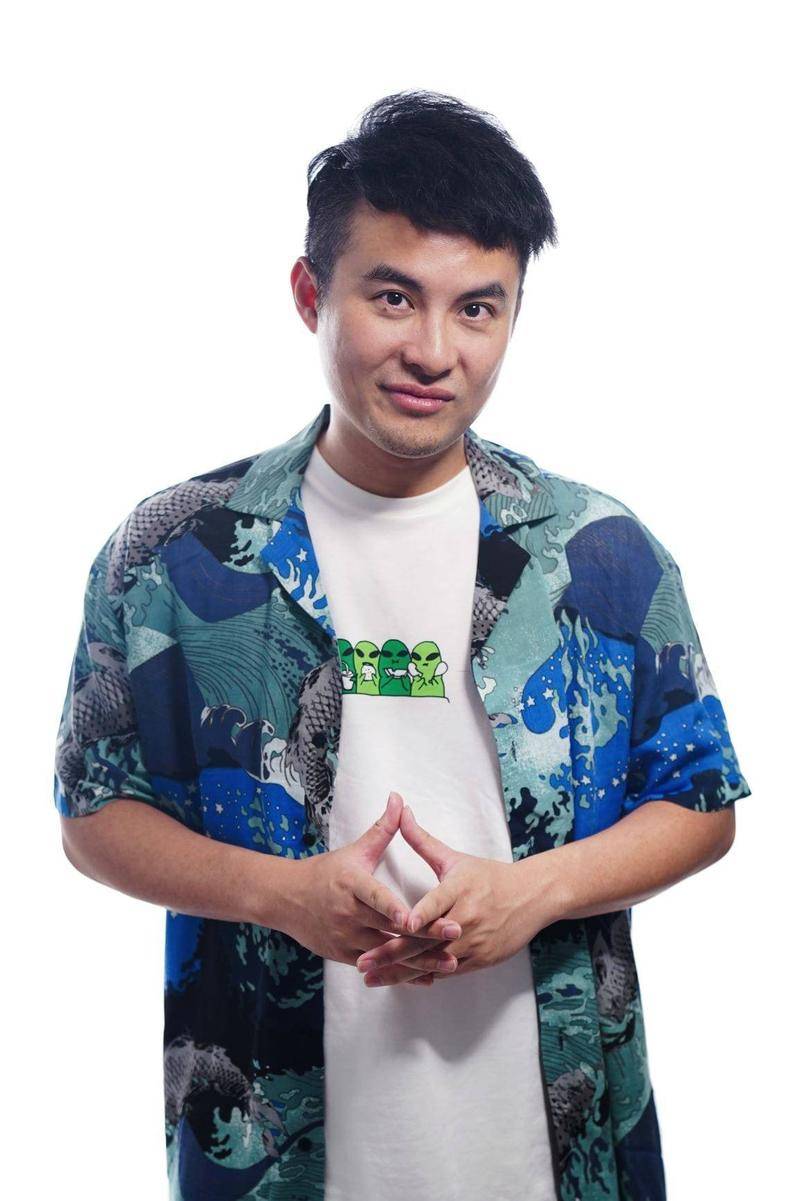 《伍六七》系列导演、编剧、配音何小疯,图片:受访者提供