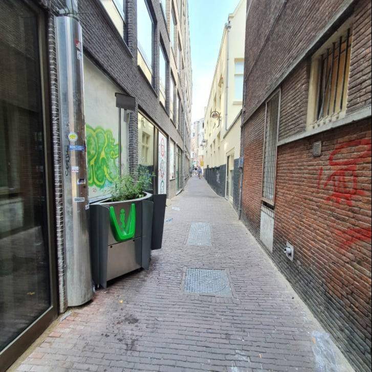 阿姆斯特丹的街边小便池。图片:Green Pee