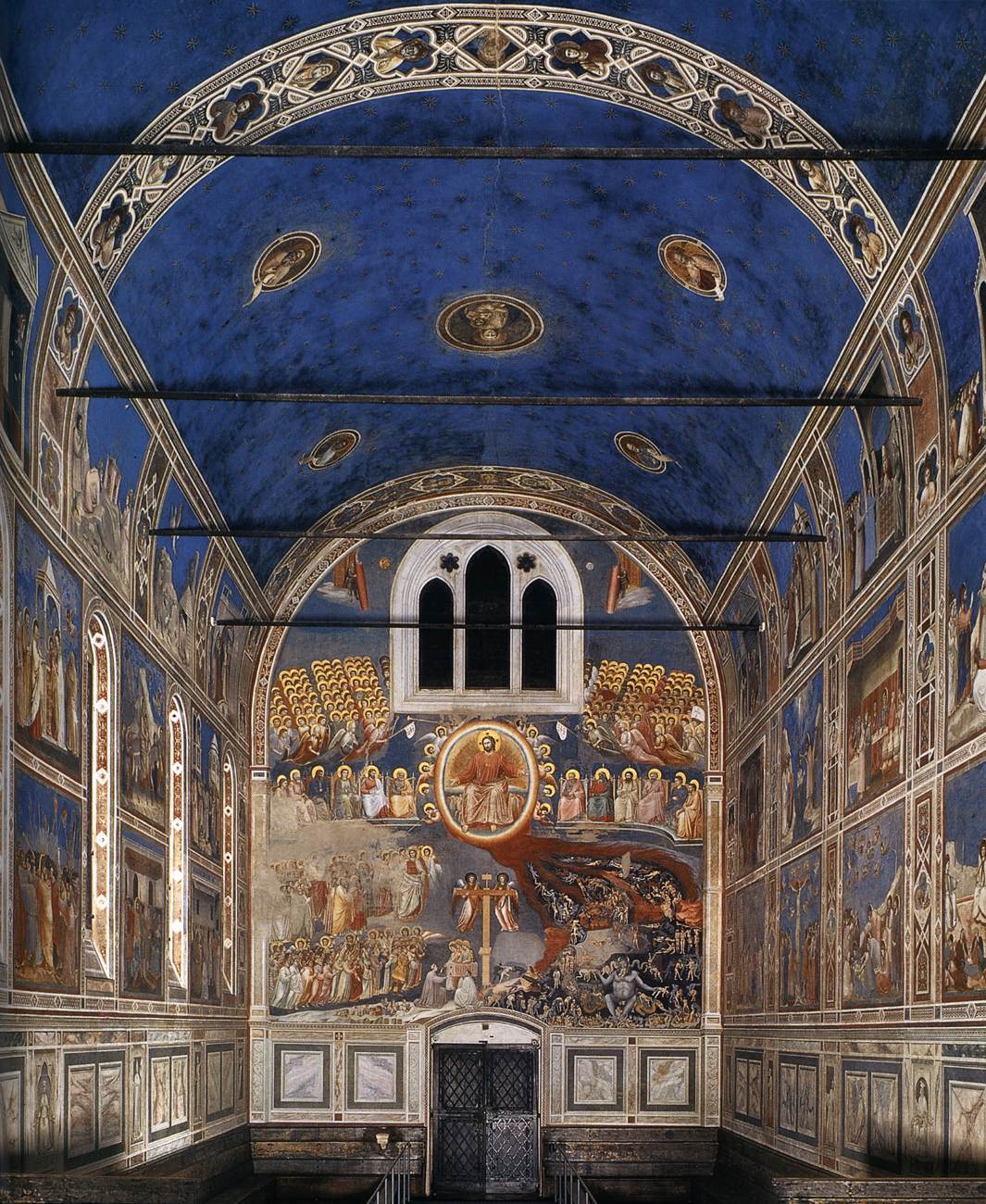 阿雷纳礼拜堂壁画:仰望神圣美丽的天国