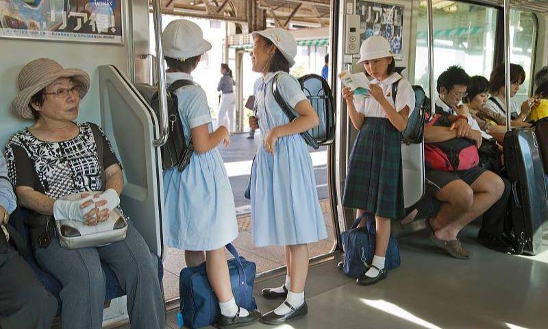 Jk制服将成消逝的风景 日本越来越多学校废除校服性别区分