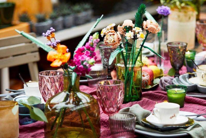 今年的情人节花束 可能是乐高做的 永生花