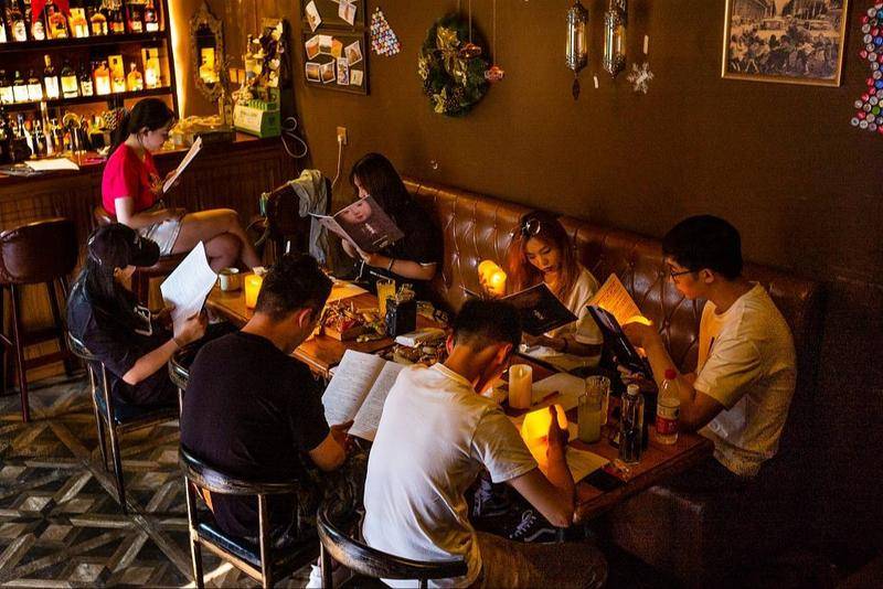 线下剧本杀市场热烈。